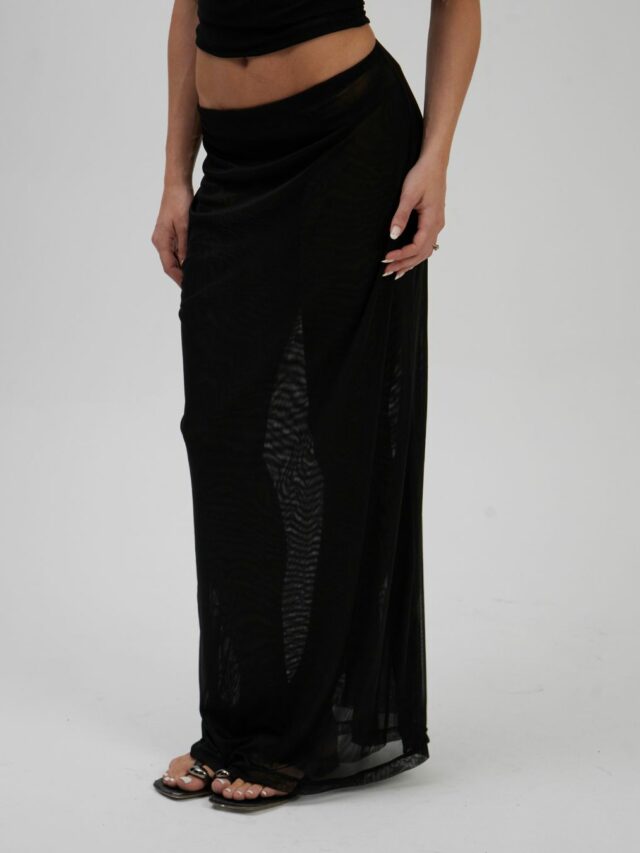 Saia Longa Tule Preta