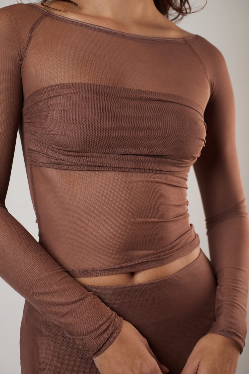 Blusa Drapeada Tule Marrom - Imagem 3