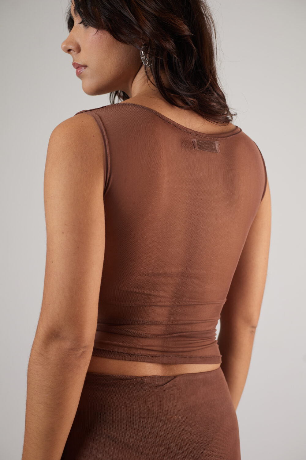 Blusa Regata Tule Marrom - Imagem 9