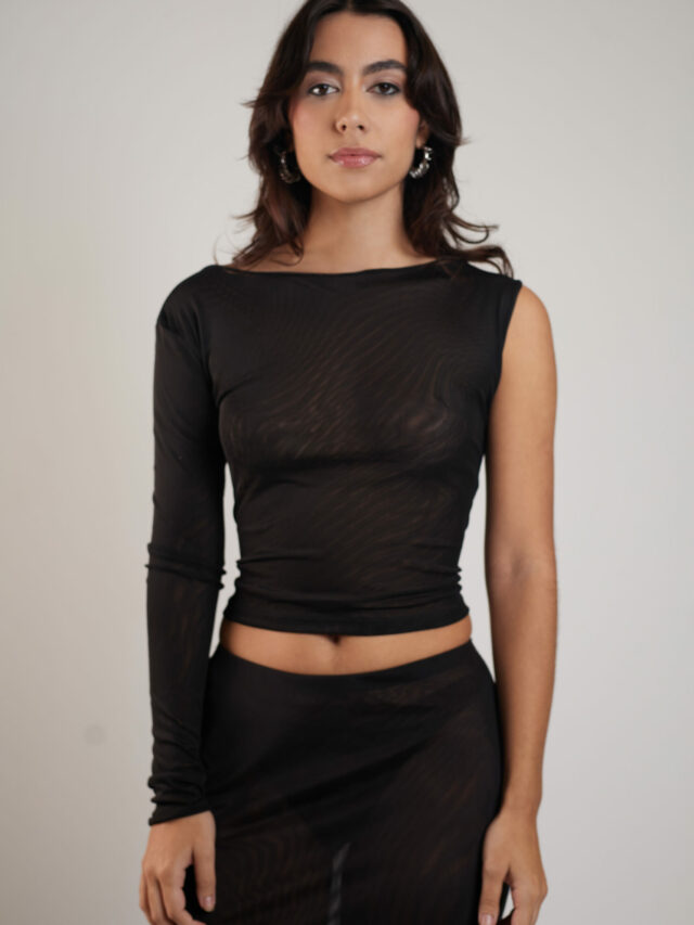 Blusa Assimétrica Tule Preta