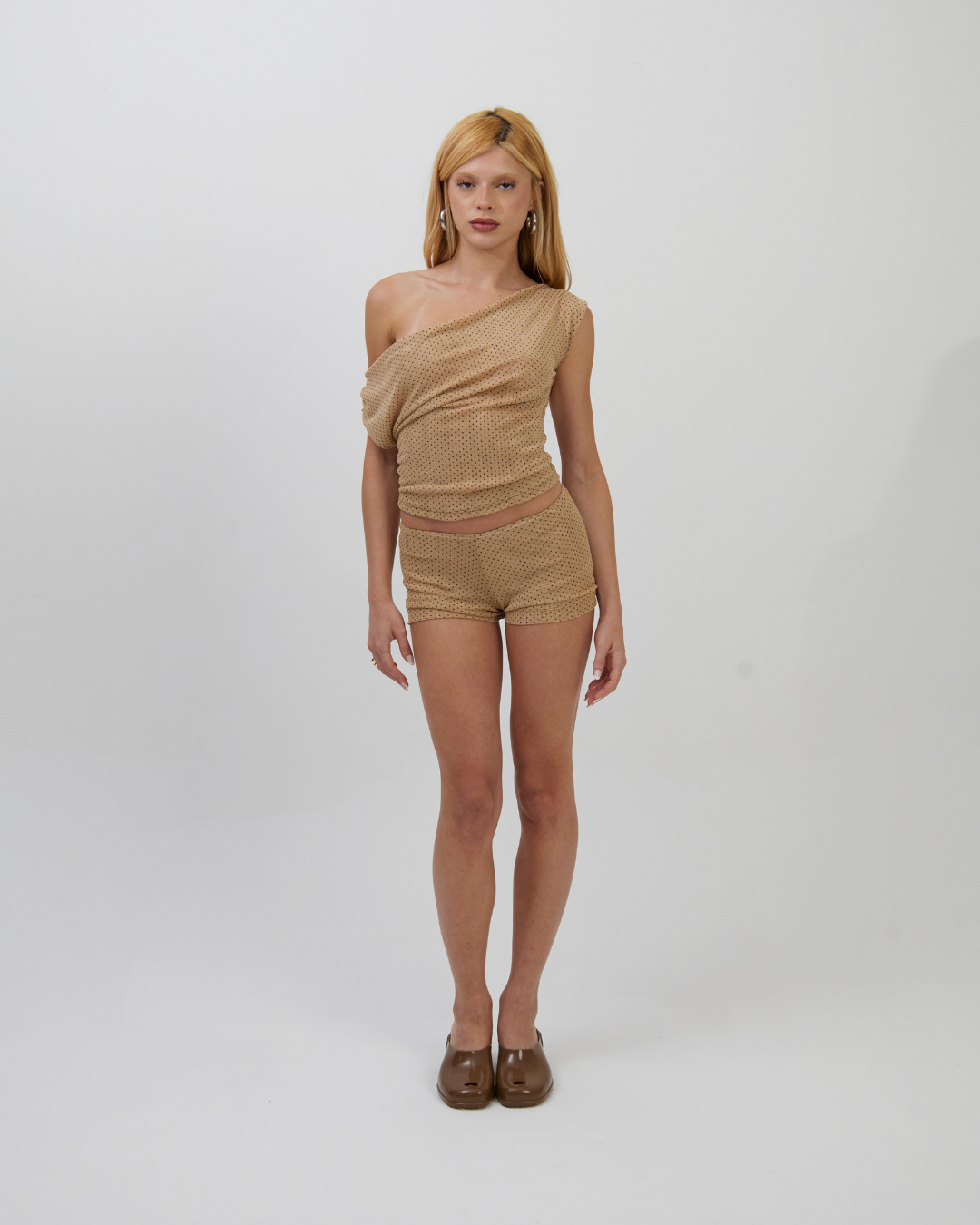 Mini Shorts Mini Poá Bege - Imagem 5