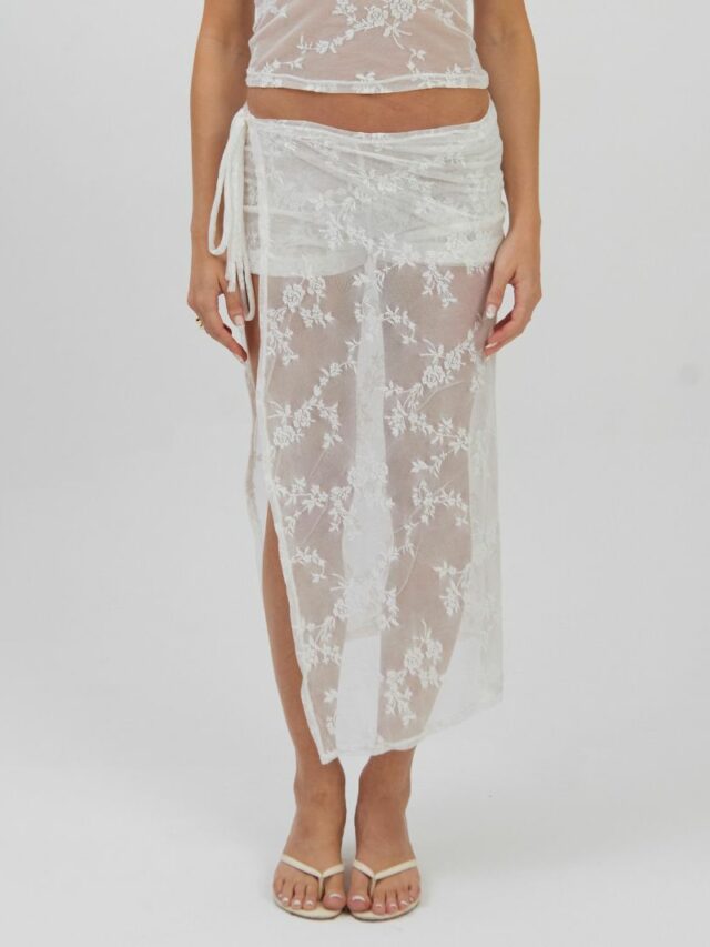 Saia Lenço Longa Renda Off