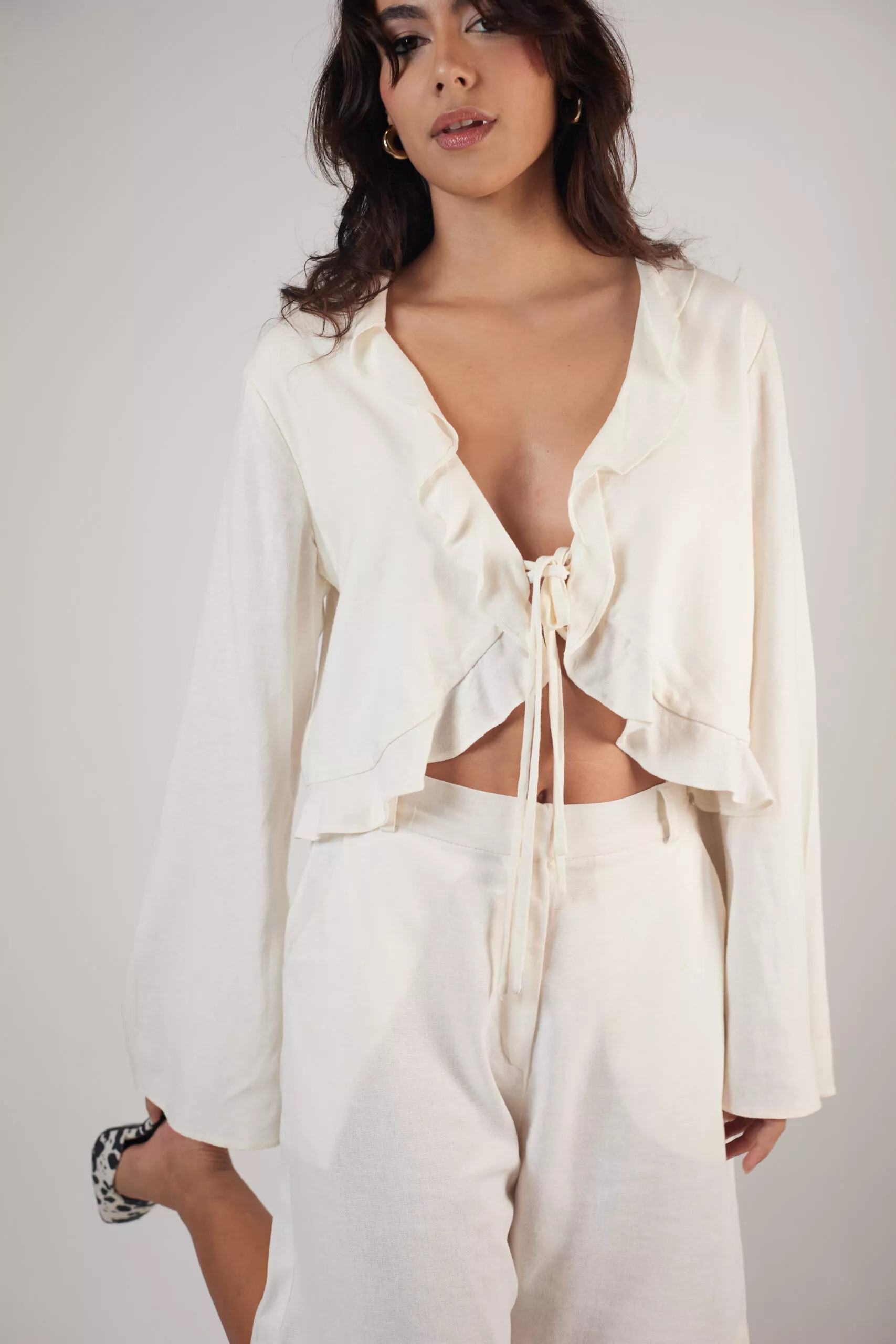 Bata Babados Laço Off - Imagem 16