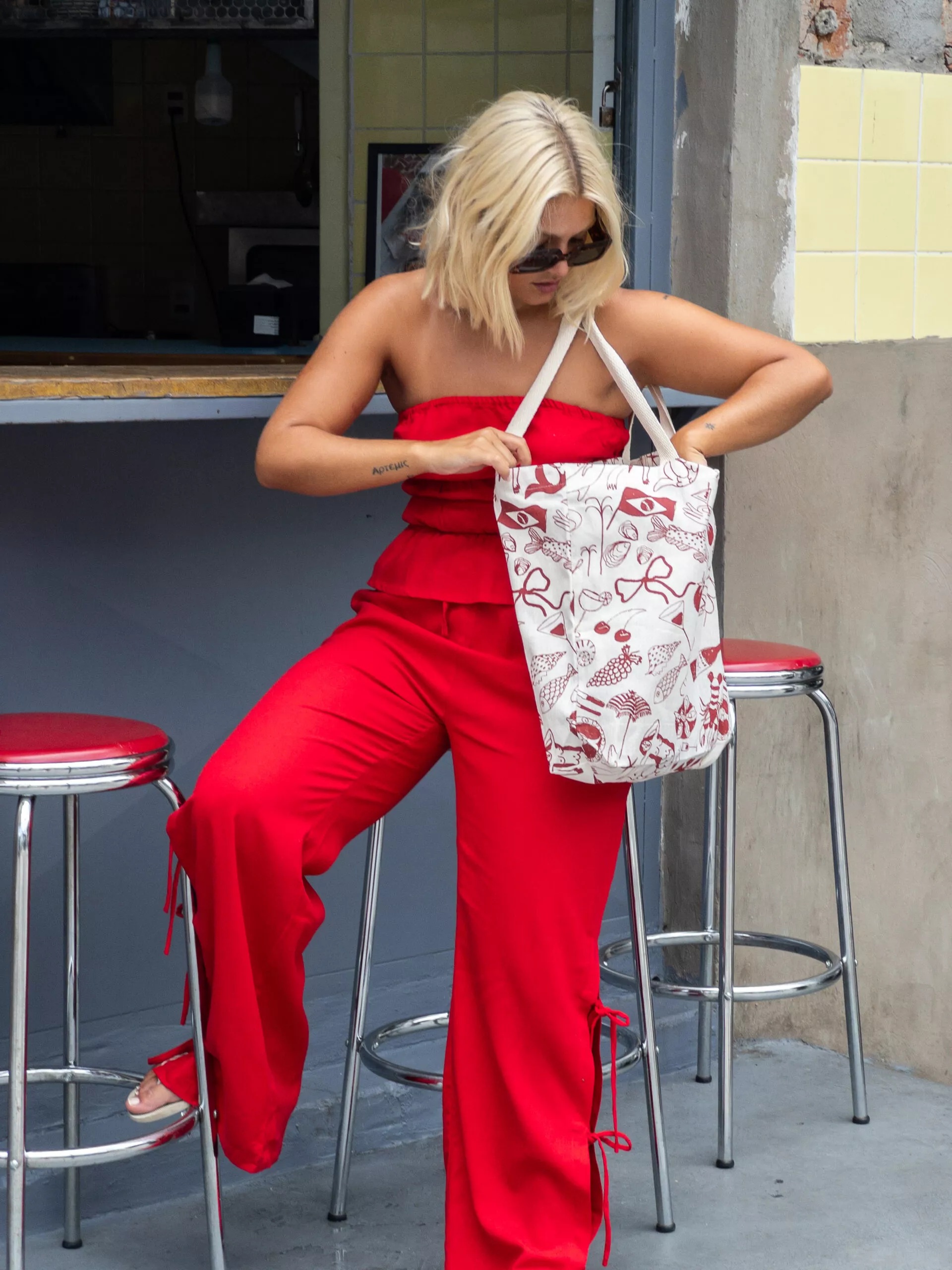 Calça Pantalona Laços Vermelha - Imagem 6