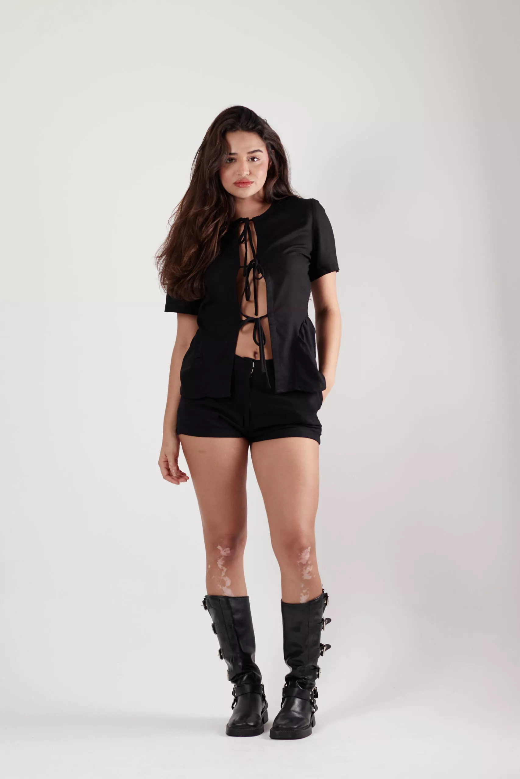 Blusa Laços Preta - Imagem 10