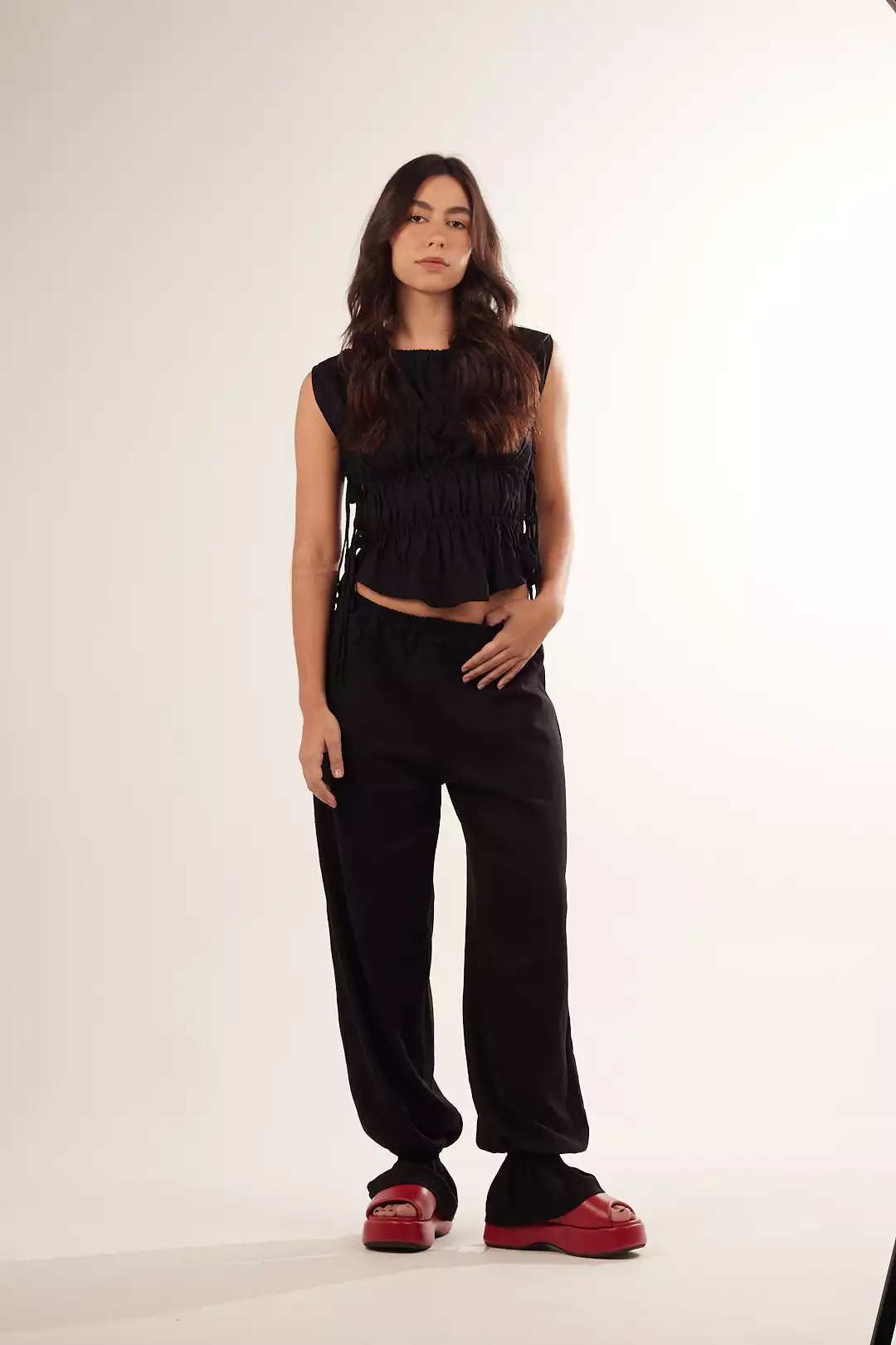 Calça Bufante Babados Preta