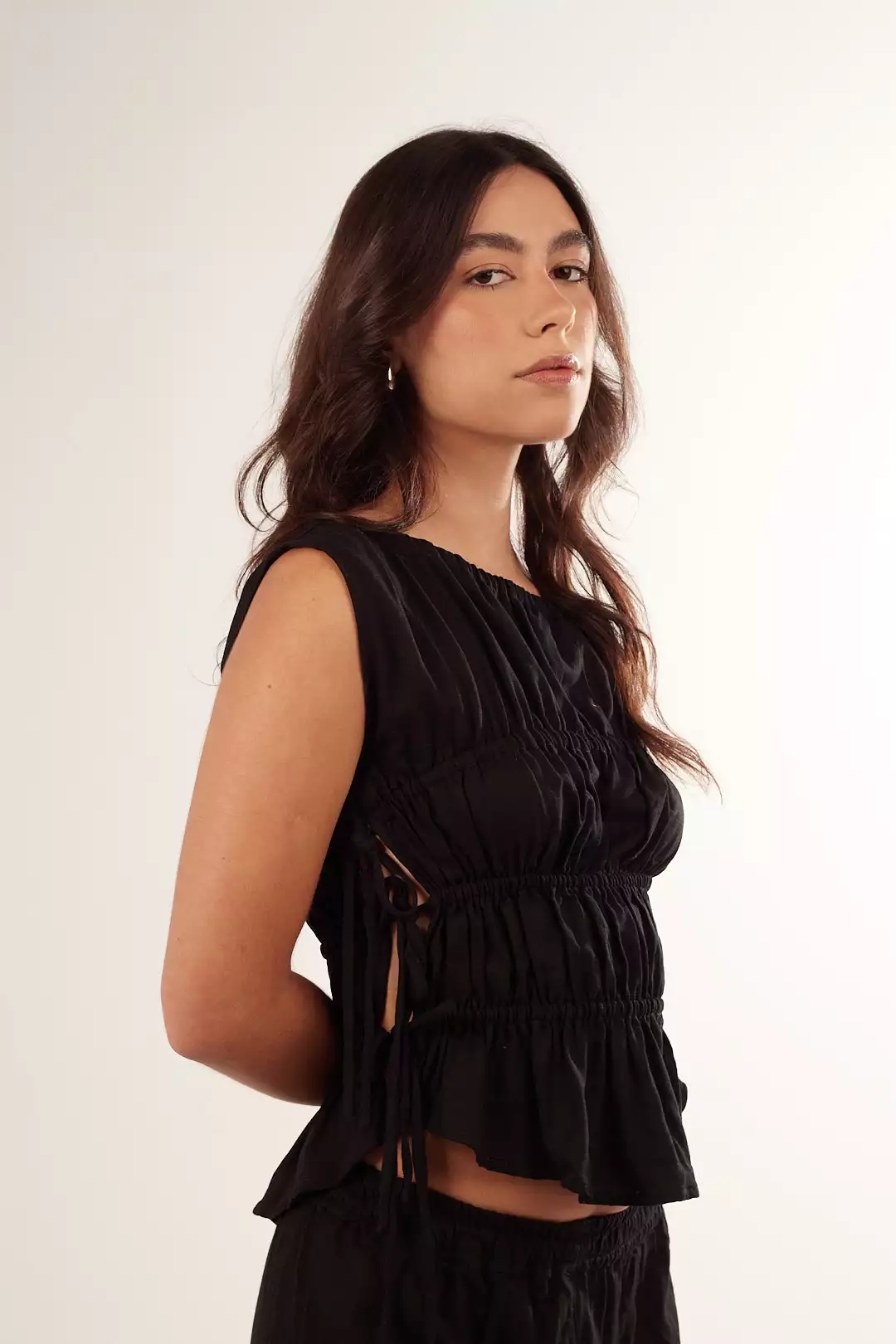 Blusa Franzida Laços Preta - Imagem 4