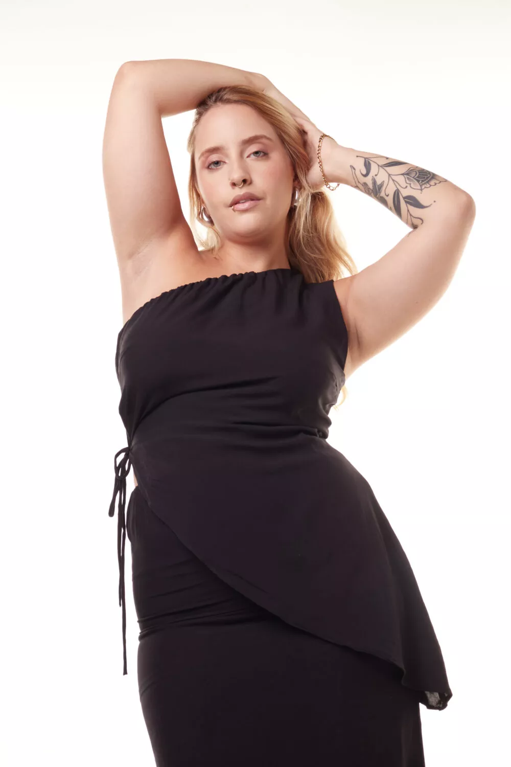 Top Ombro Laço Preto