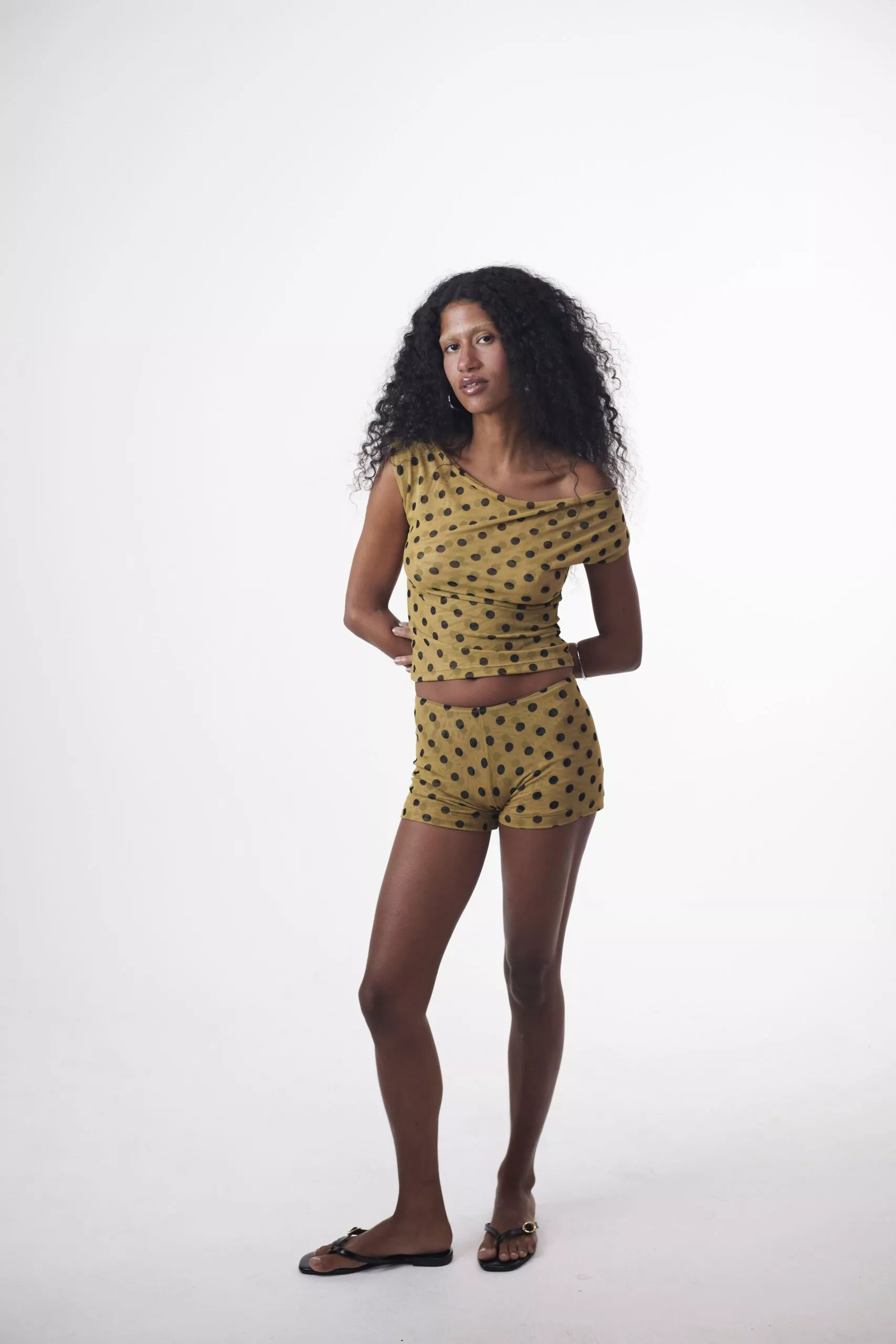 Blusa Ombro Caído Dots - Imagem 11