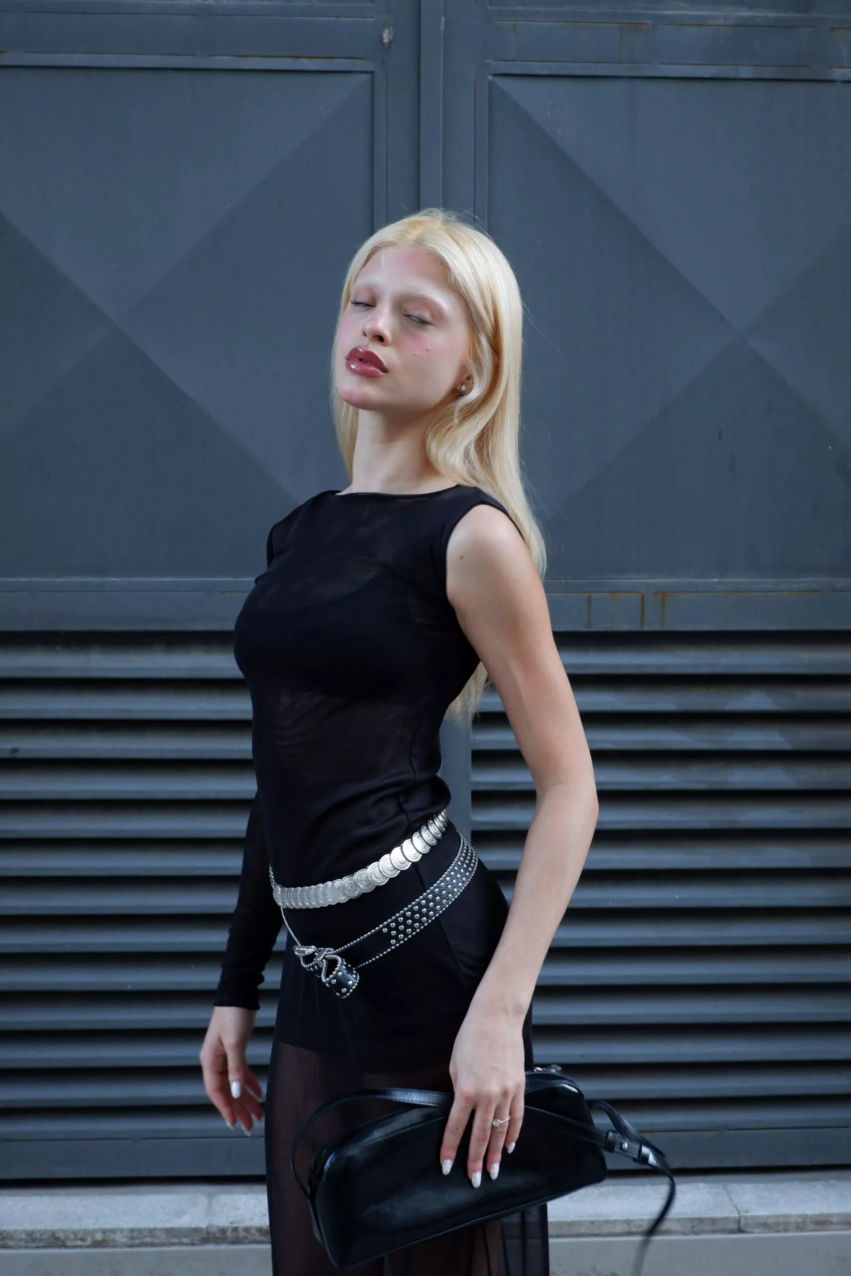 Vestido Longo Assimétrico Tule Preto - Imagem 15