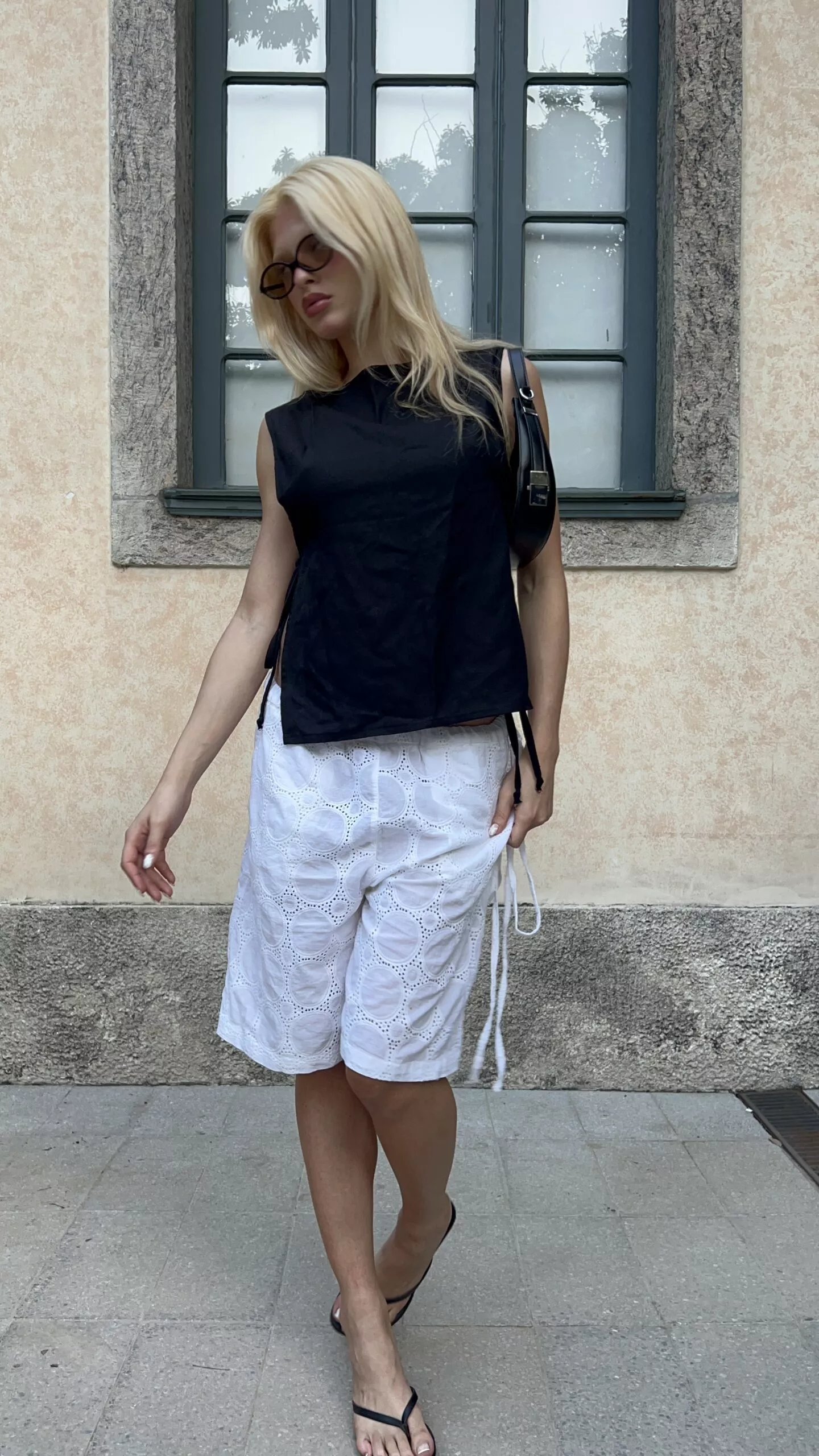 Regata Laços Preta - Imagem 15