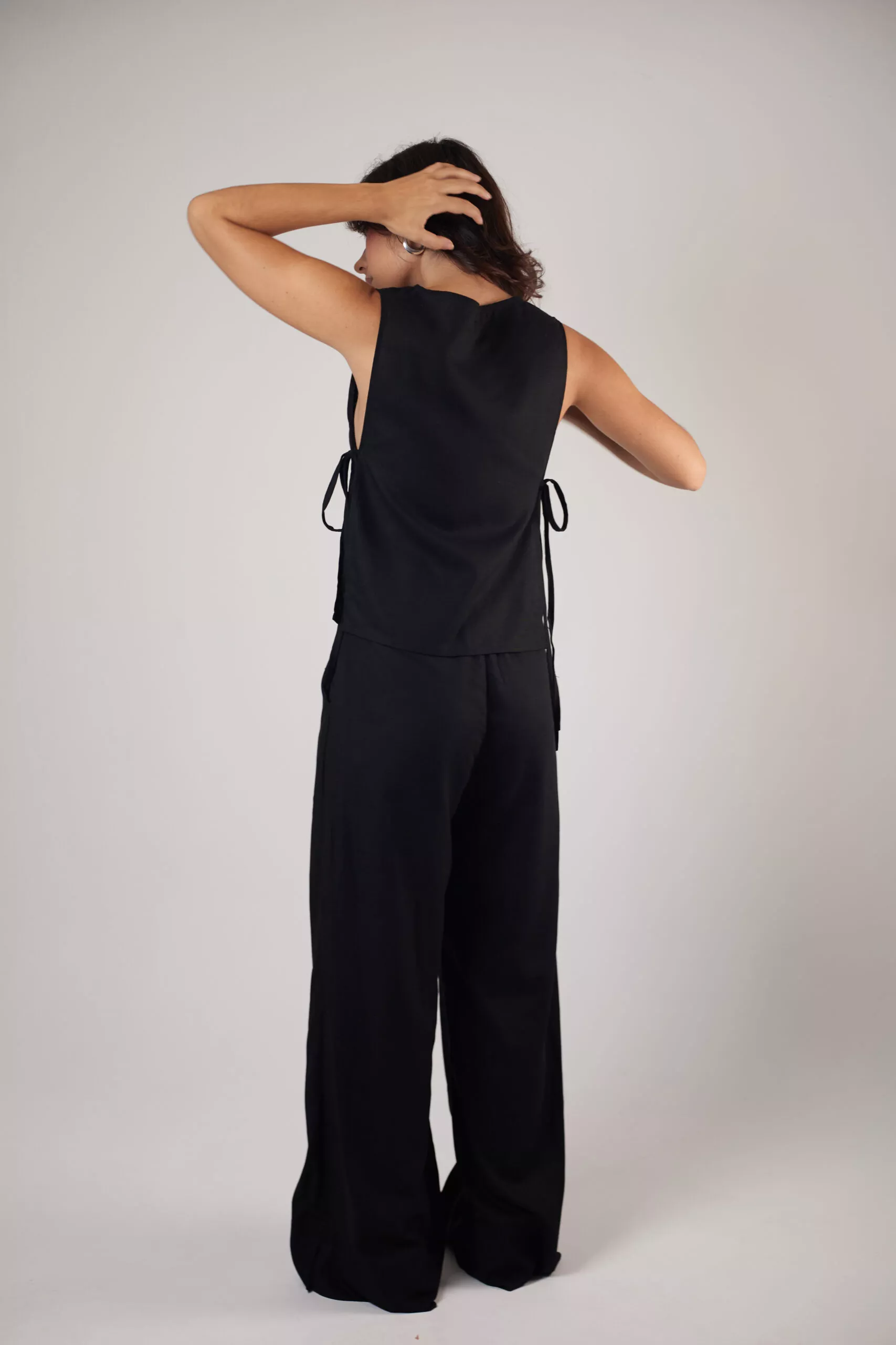 Regata Laços Preta - Imagem 8