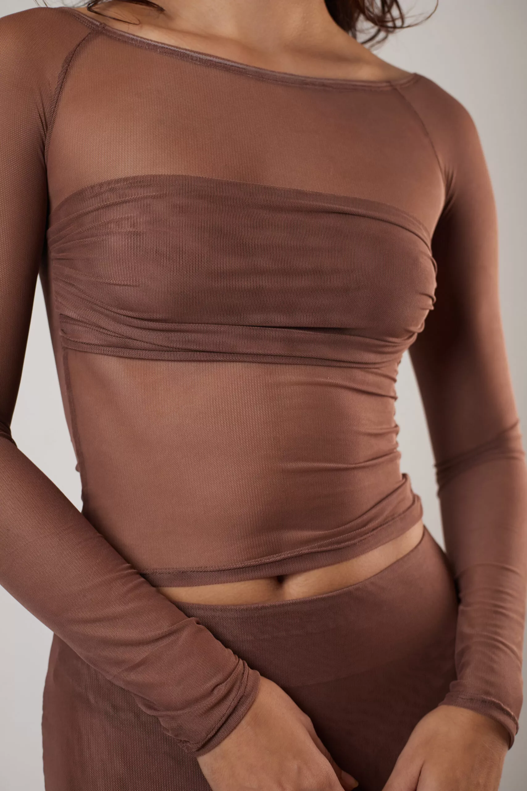 Blusa Drapeada Tule Marrom - Imagem 4