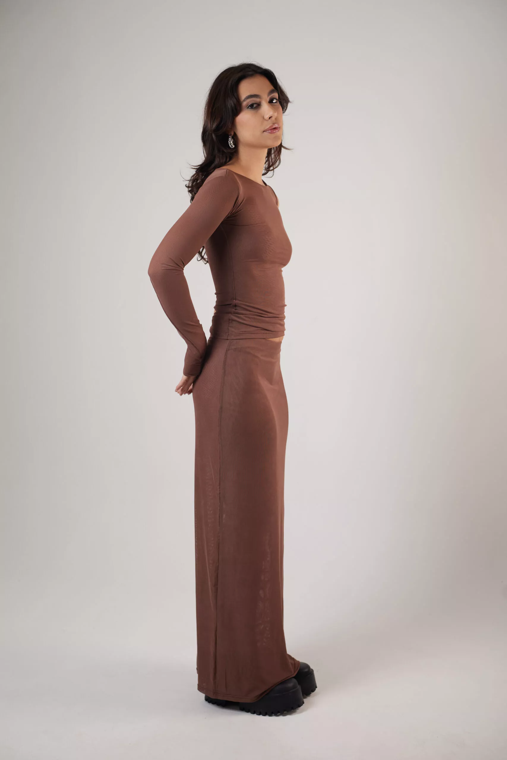 Blusa Assimétrica Tule Marrom - Imagem 7