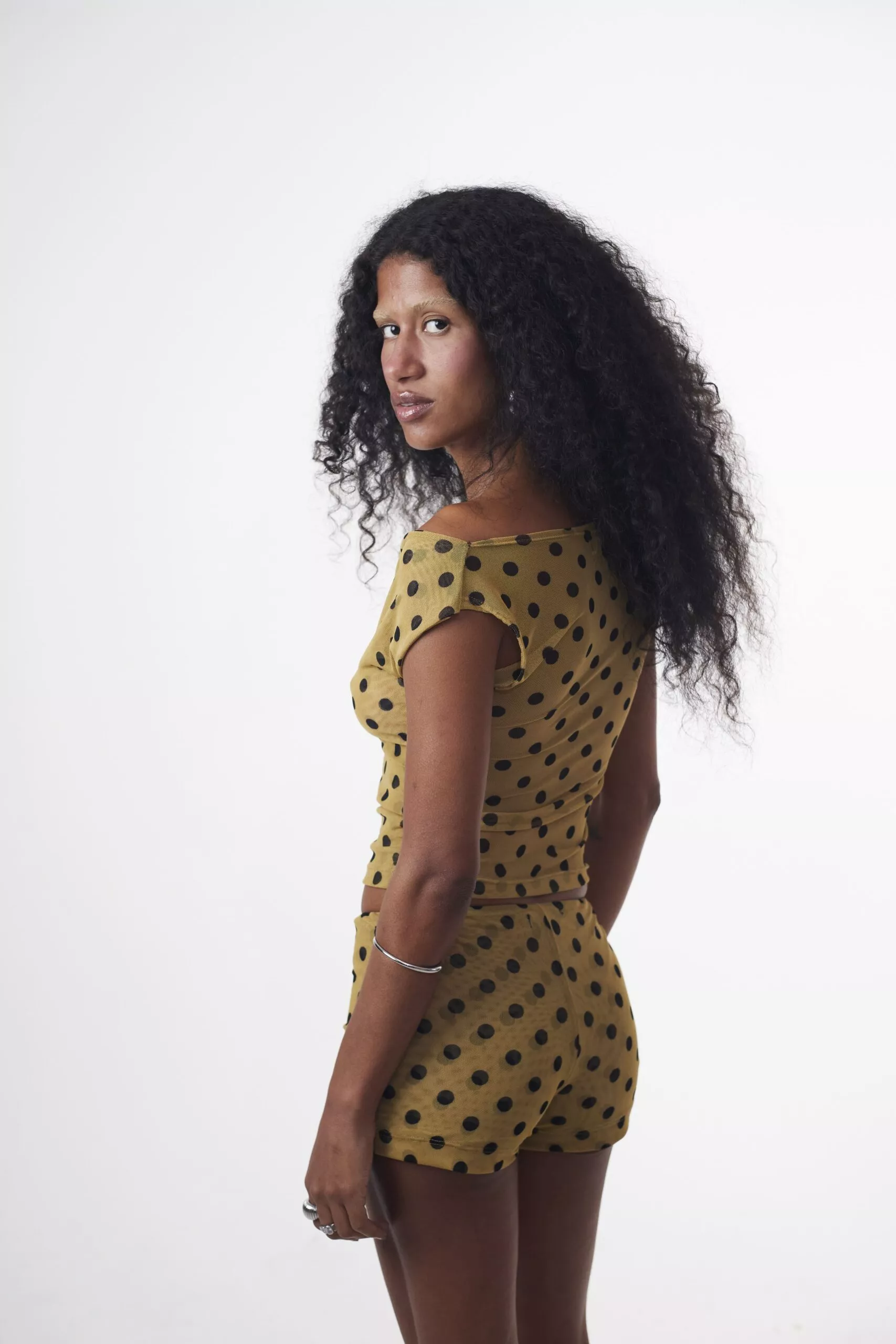 Blusa Ombro Caído Dots - Imagem 14