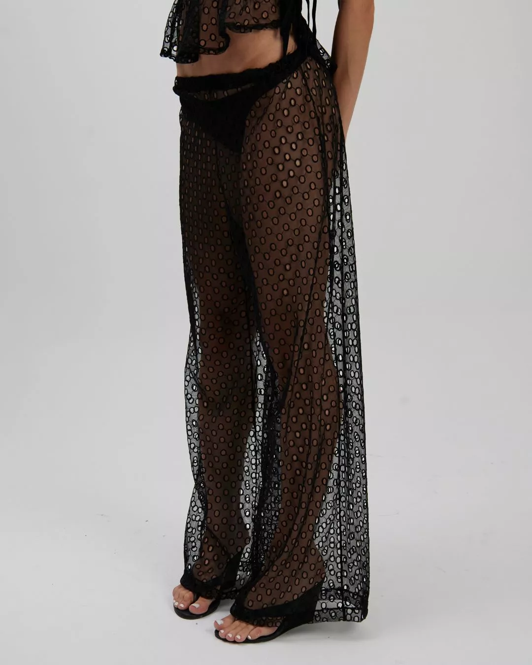 Calça Pantalona Tule Bordado Preta - Imagem 3