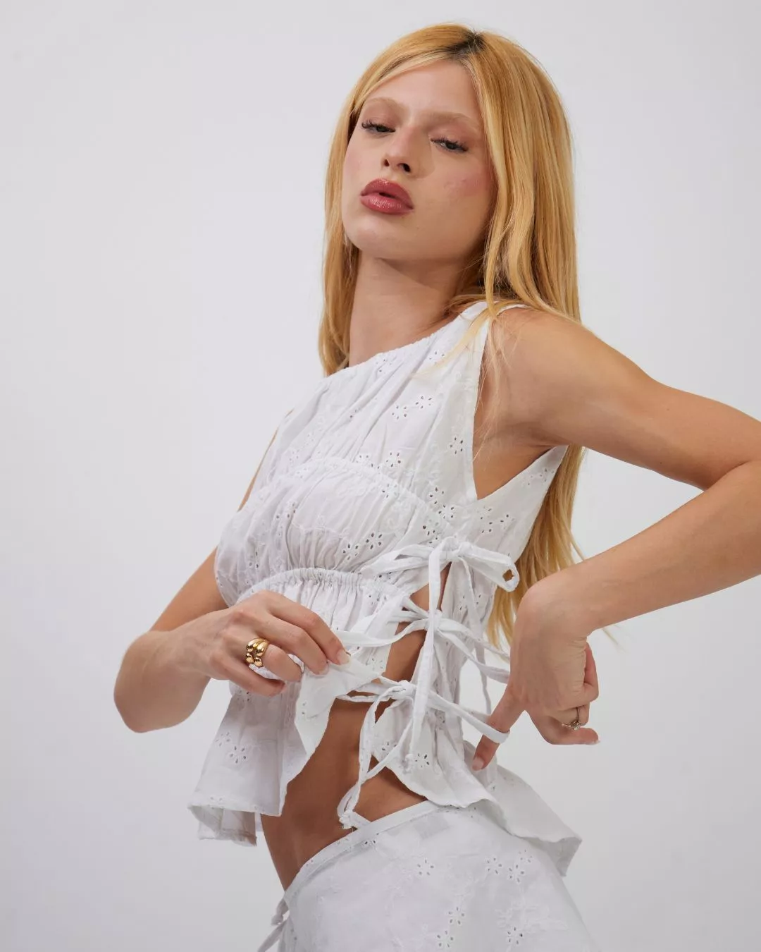 Blusa Franzida Laços Laise Off - Imagem 2