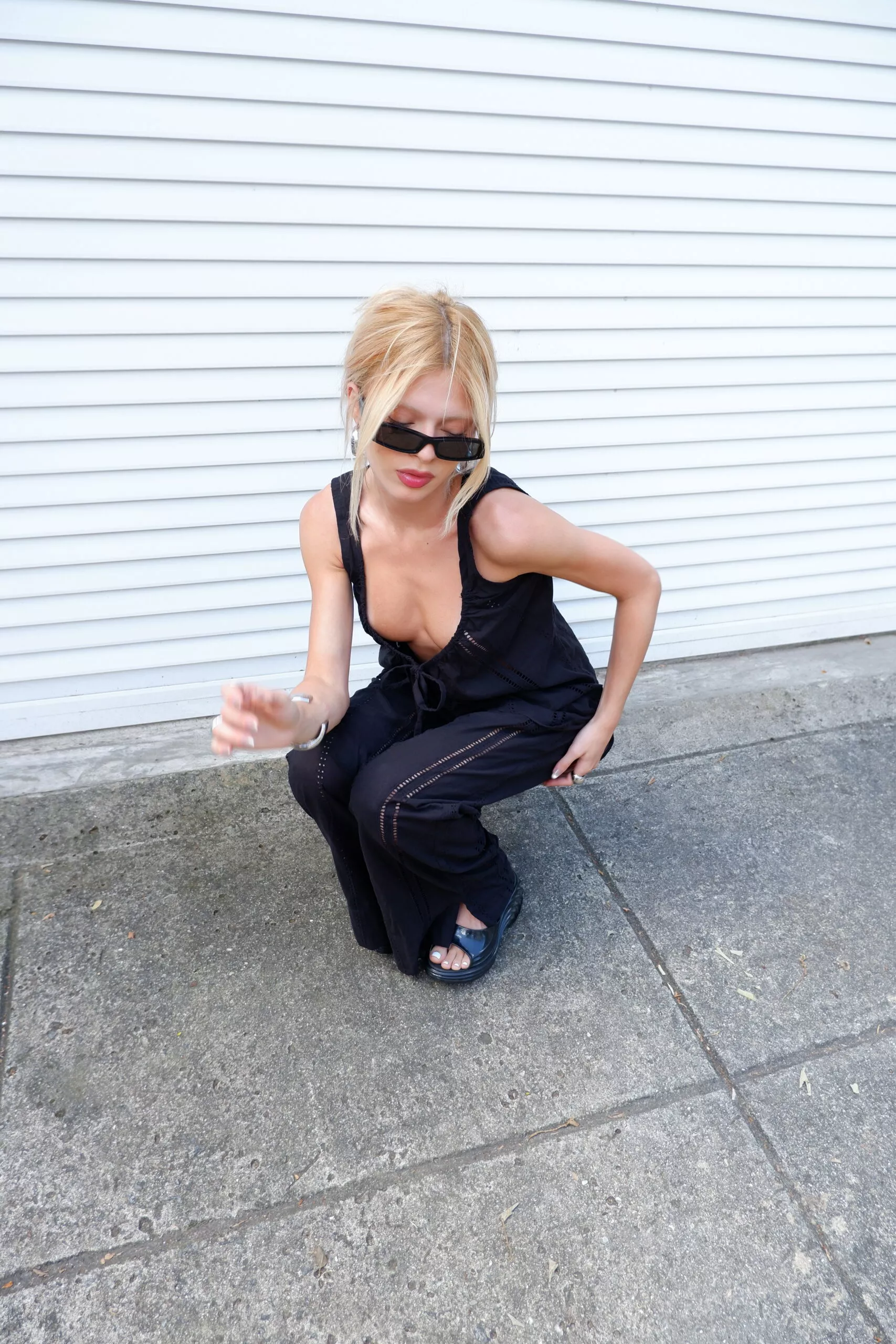 Bata Regata Laise Preta - Imagem 19