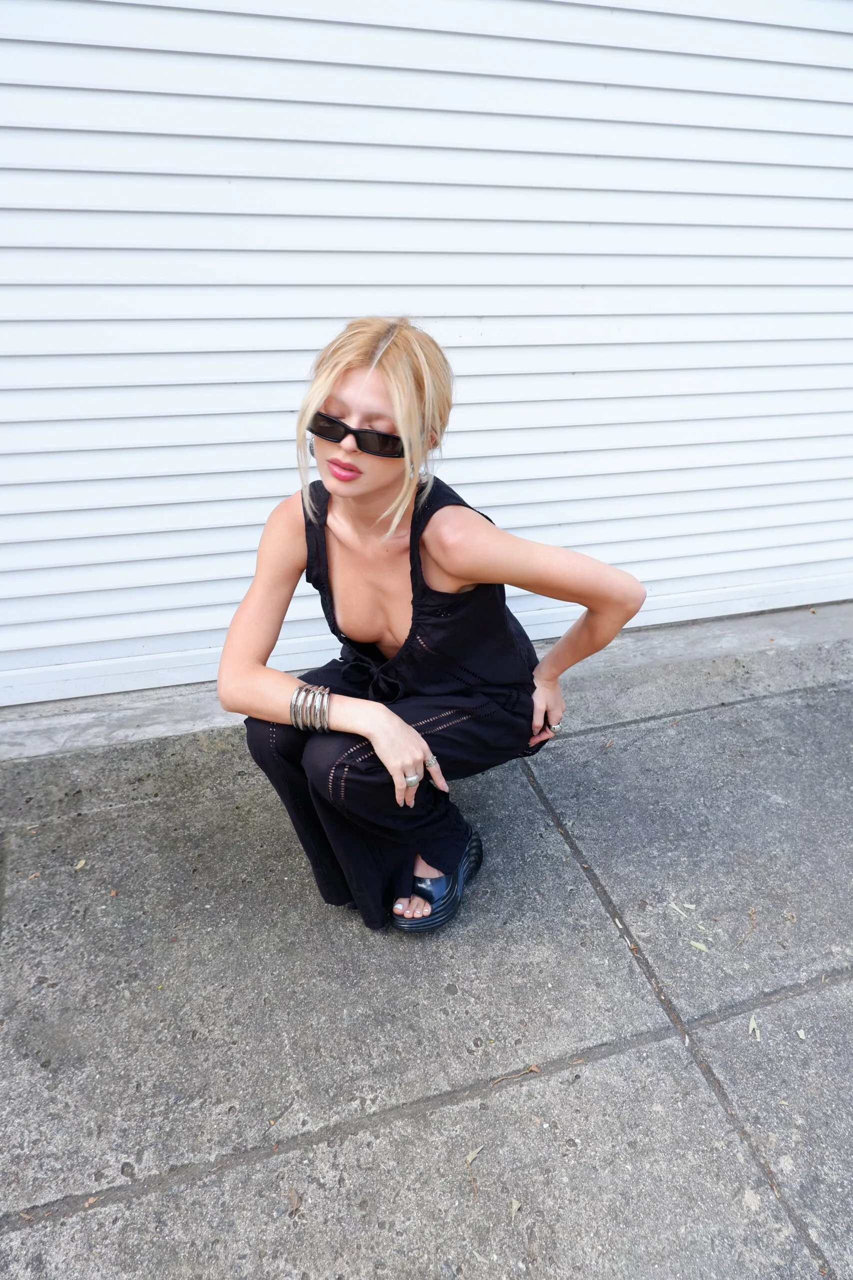 Bata Regata Laise Preta - Imagem 20