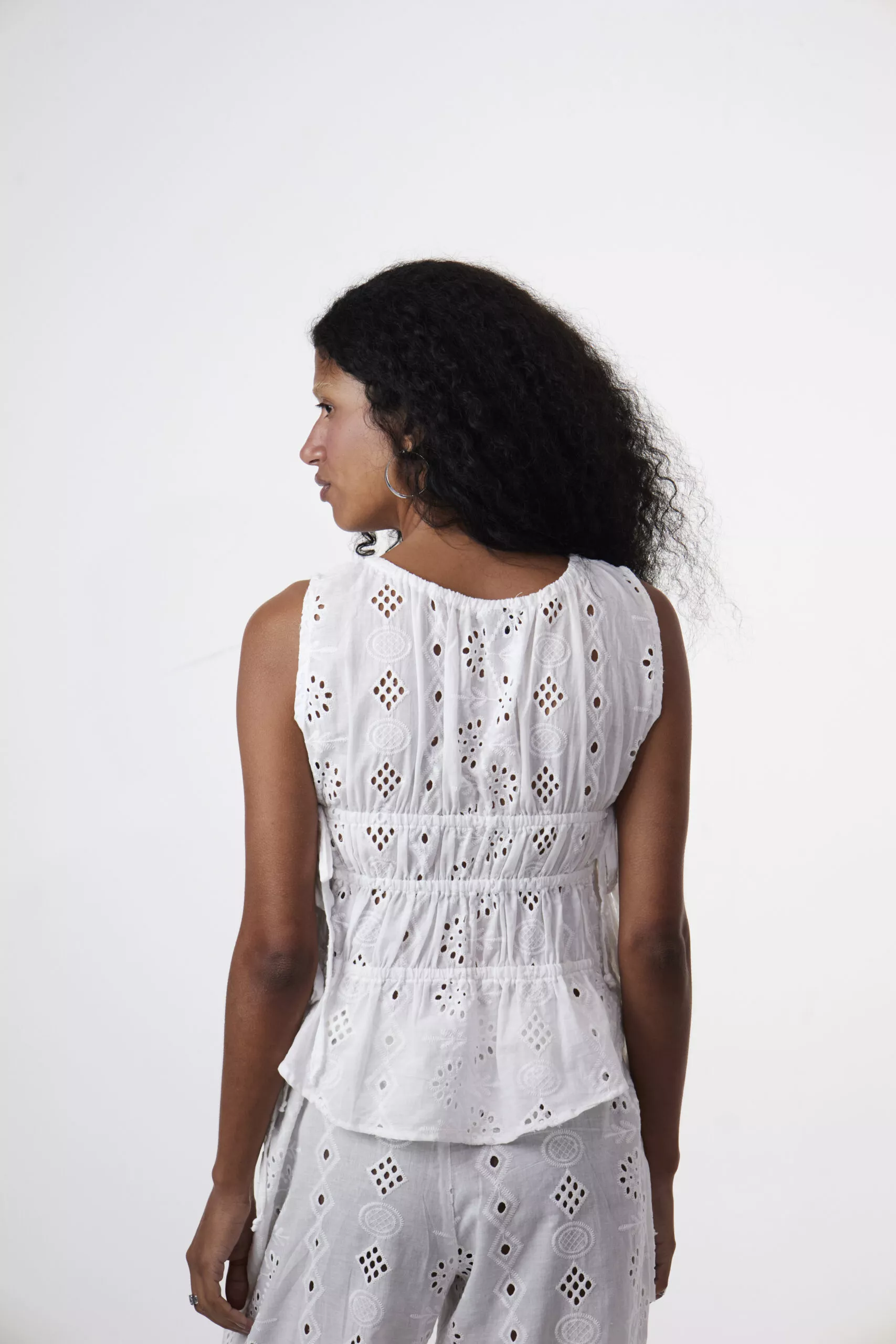 Blusa Franzida Laços Laise Off - Imagem 9