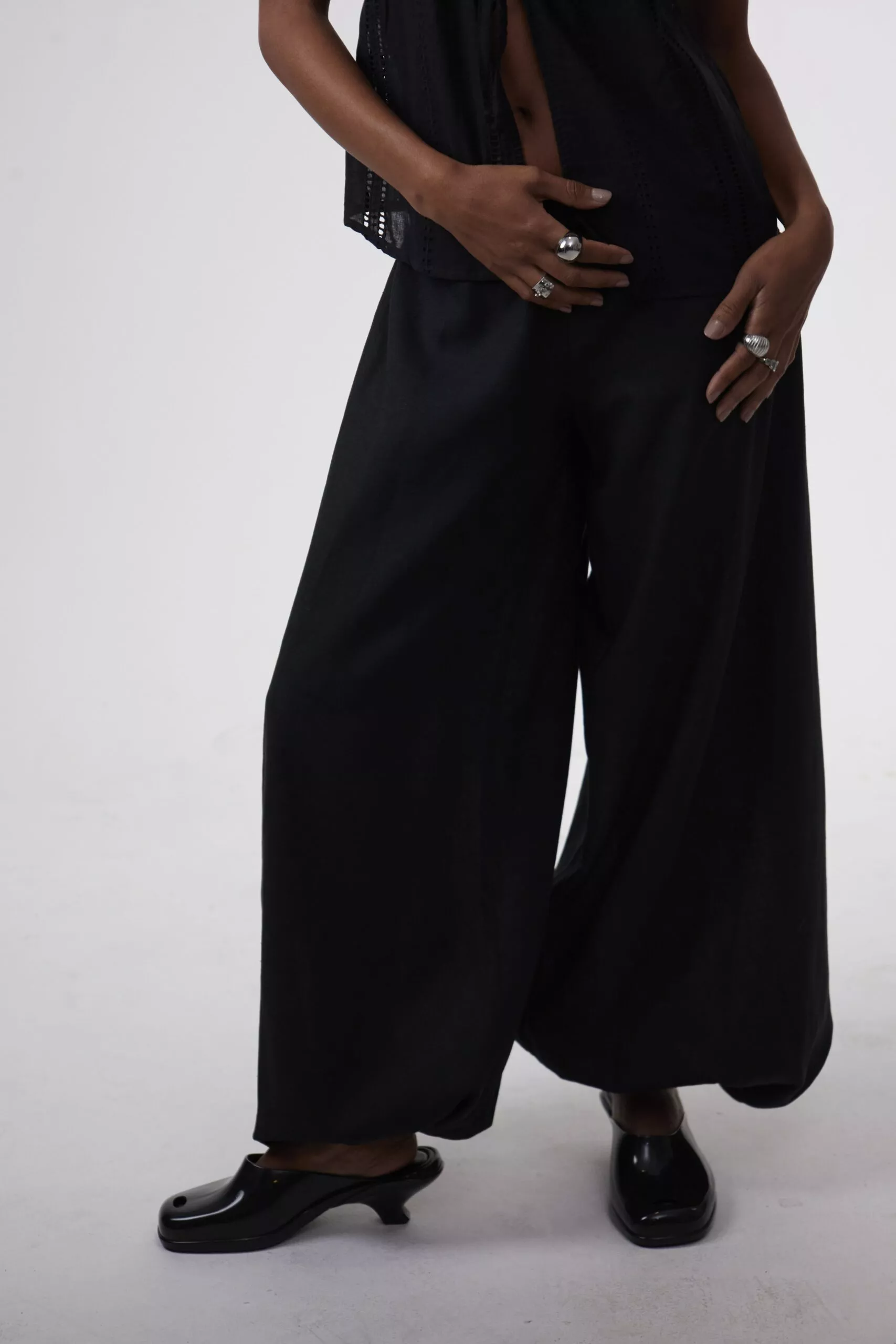 Calça Aladim Oversized Preta - Imagem 4