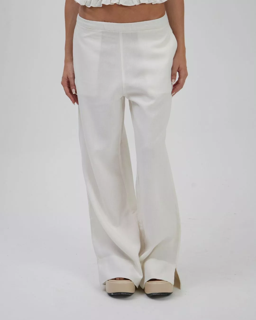 Calça Pantalona Básica Off