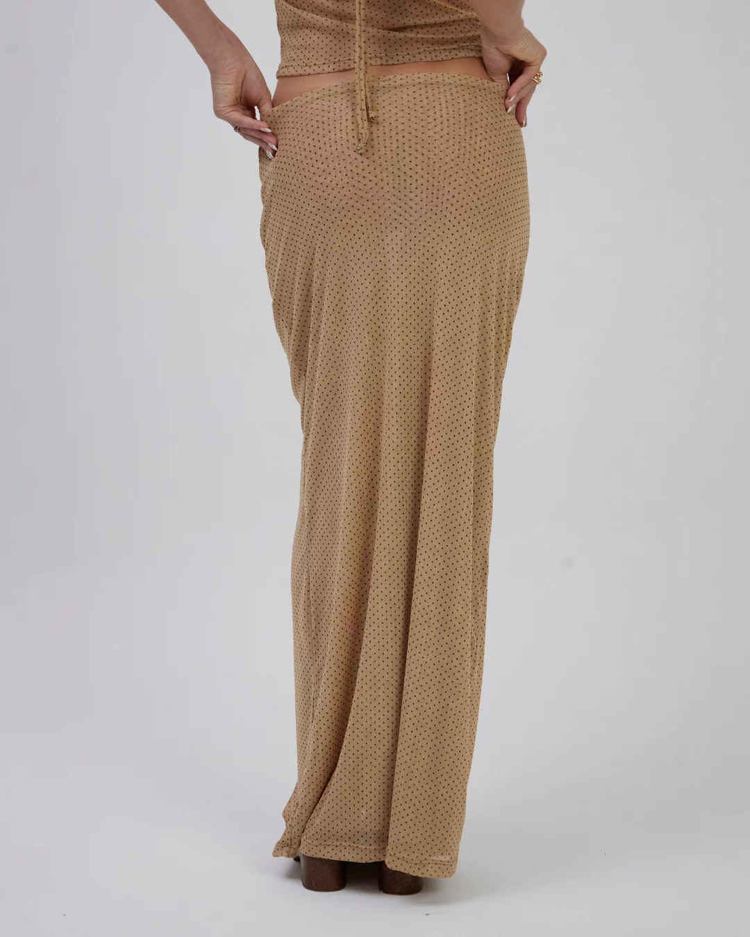 Saia Longa Tule Mini Poá Bege - Imagem 7