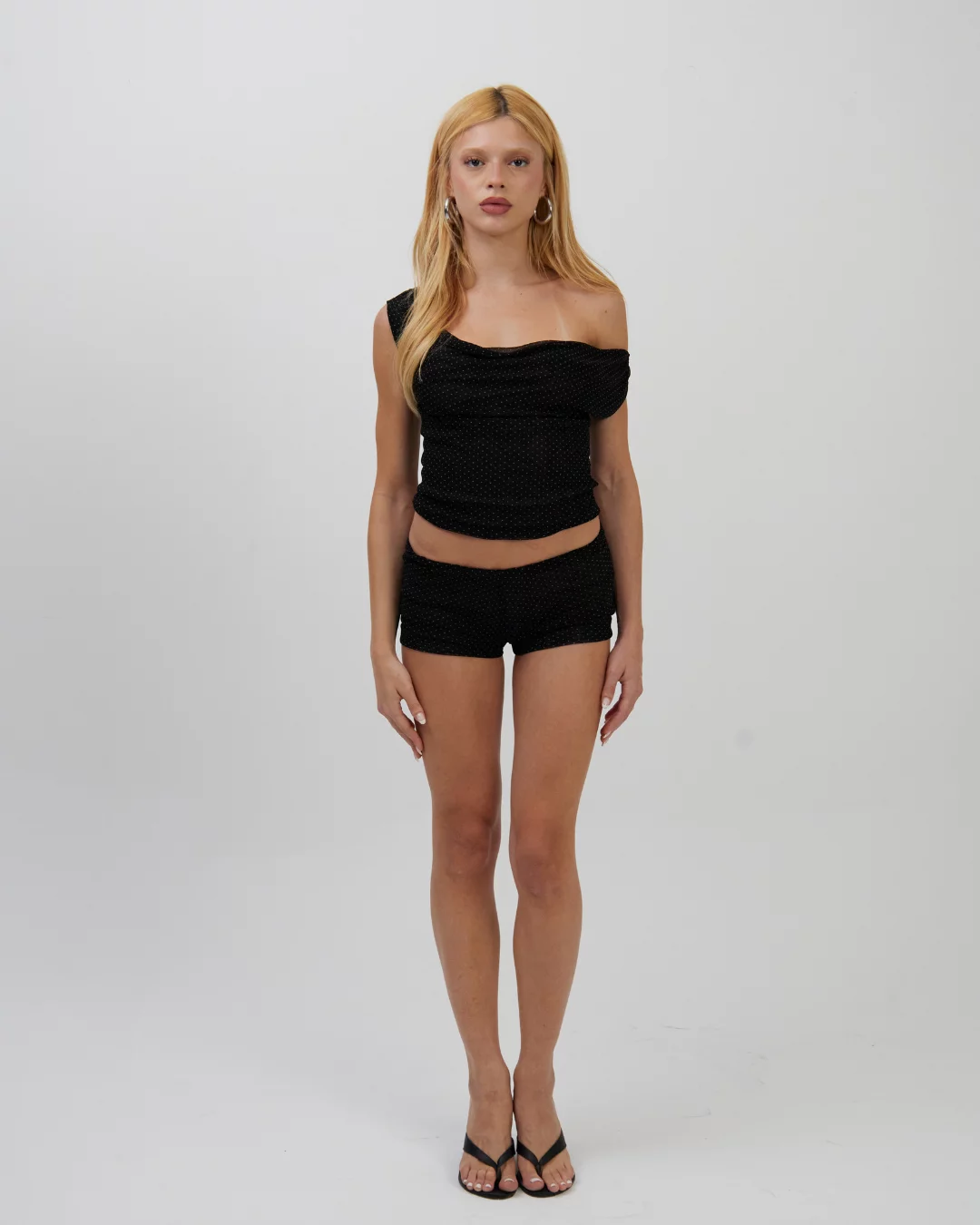 Mini Shorts Mini Poá Preto - Imagem 4