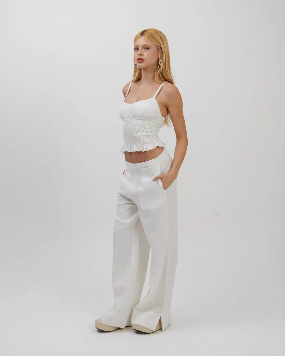 Calça Pantalona Básica Off - Imagem 4