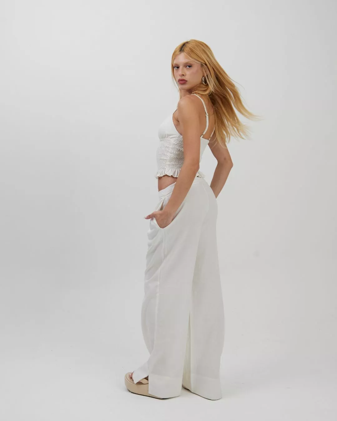 Calça Pantalona Básica Off - Imagem 5