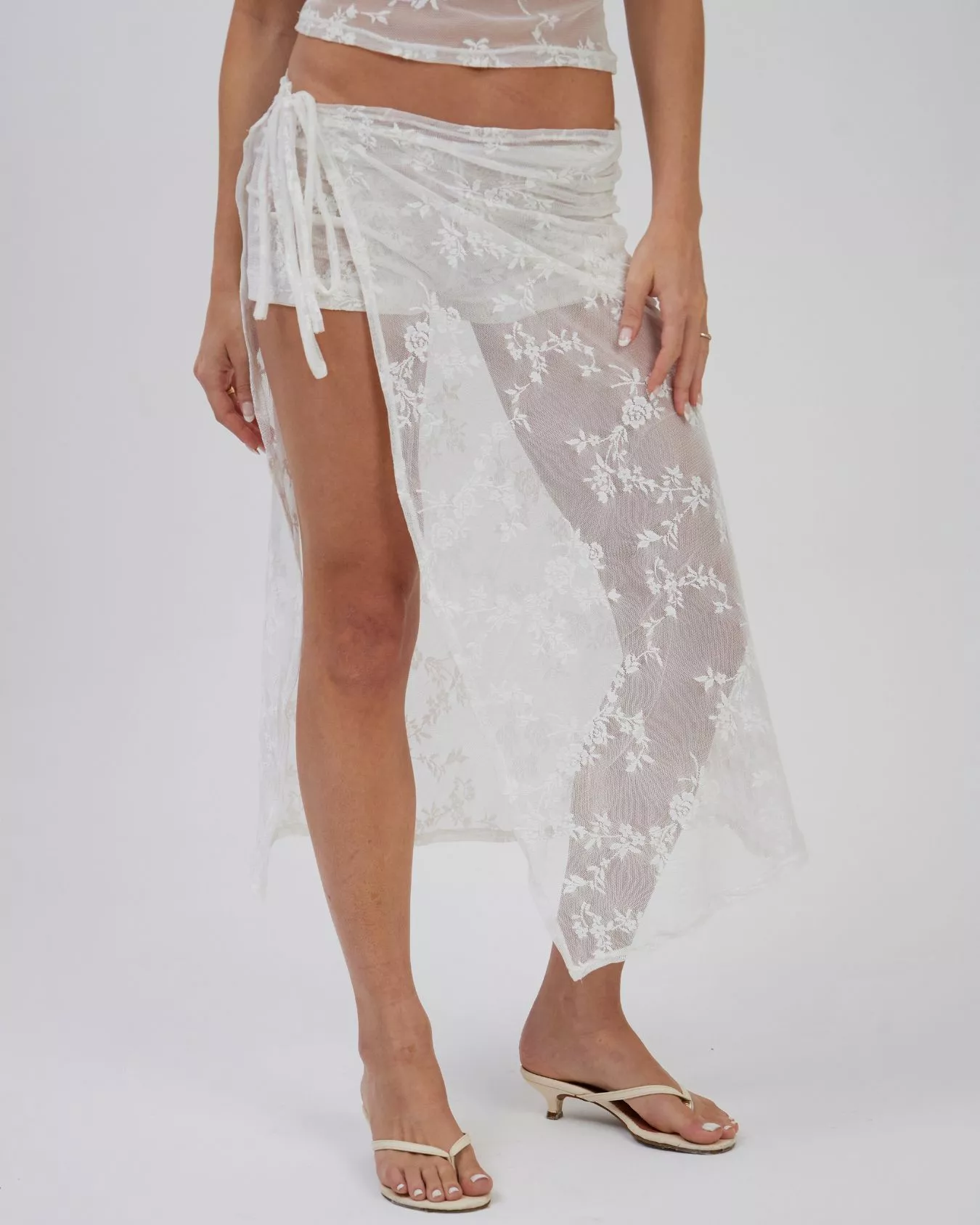 Saia Lenço Longa Renda Off - Imagem 2
