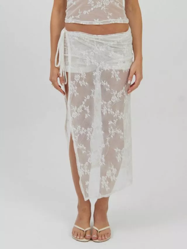 Saia Lenço Longa Renda Off