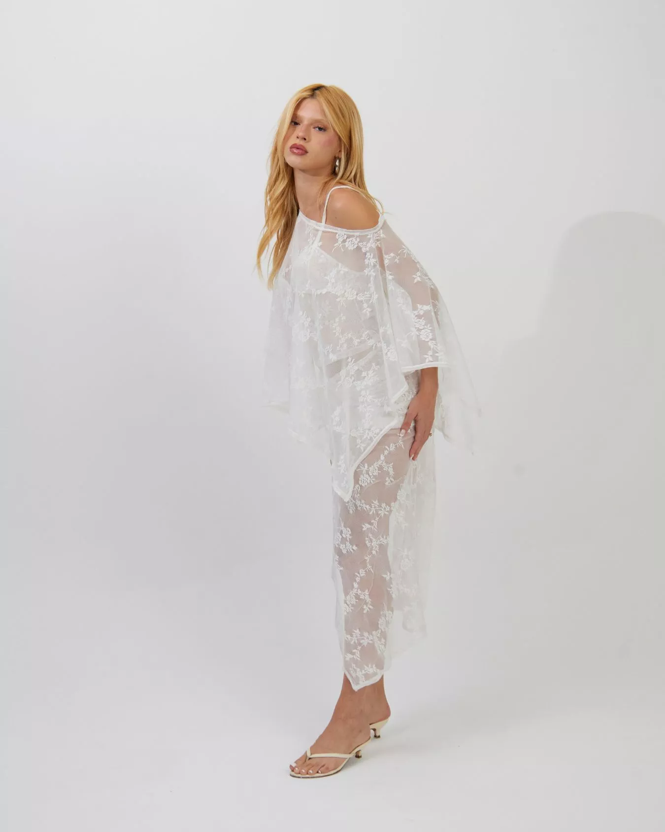 Saia Lenço Longa Renda Off - Imagem 6