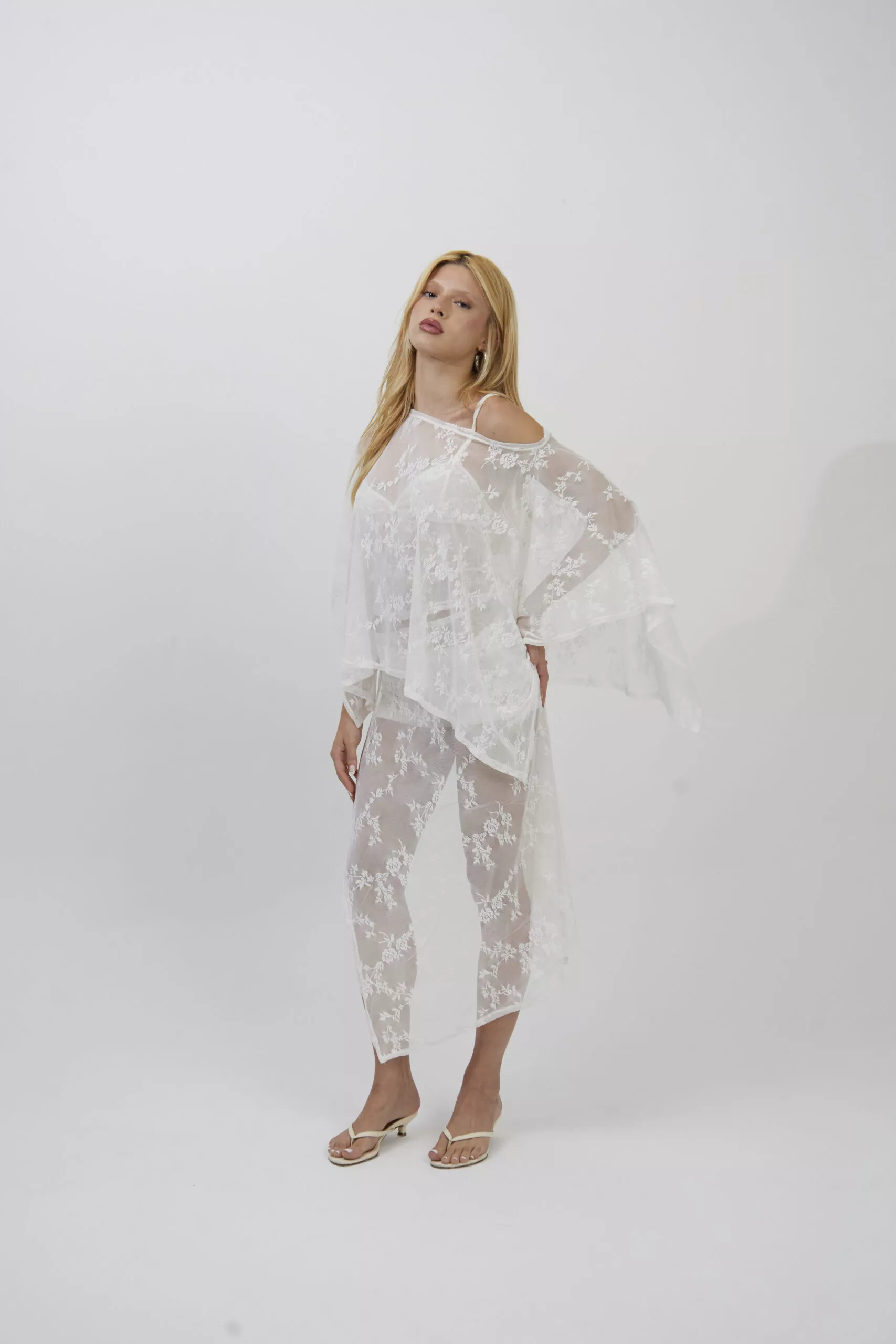 Saia Lenço Longa Renda Off - Imagem 13