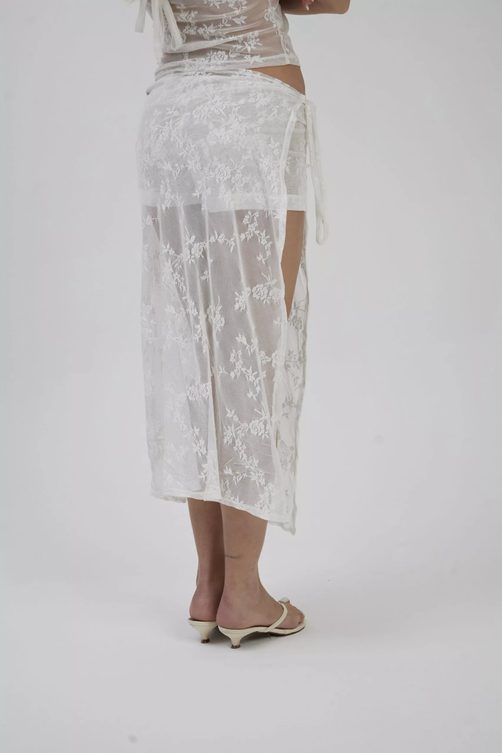 Saia Lenço Longa Renda Off - Imagem 15