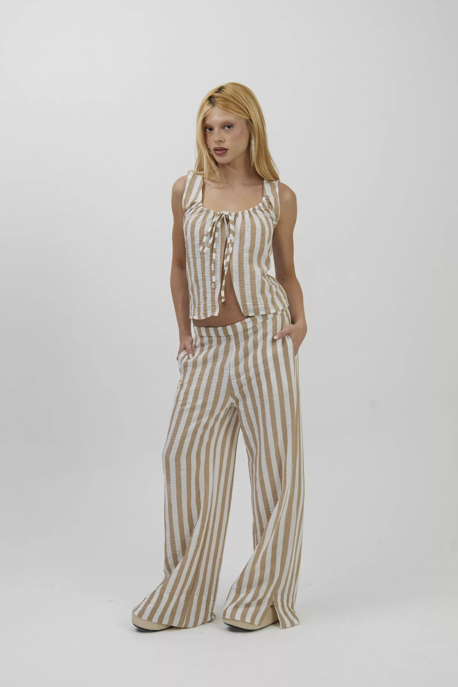 Calça Pantalona Básica Listrada - Imagem 6